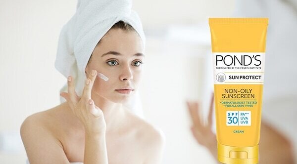 9 PM to 11 PM – Night cream and eye cream  - Skincare products