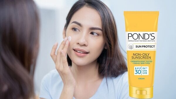 9 PM to 11 PM – Night cream and eye cream  - Skincare products