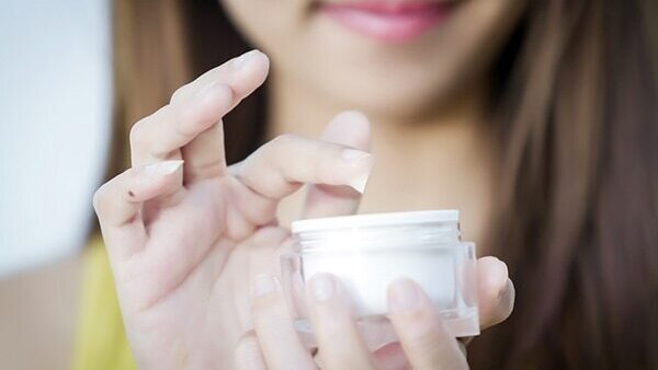 9 PM to 11 PM – Night cream and eye cream  - Skincare products