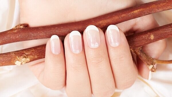 Choose your nail shape wisely