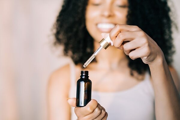 The salicylic-complementing sulfur