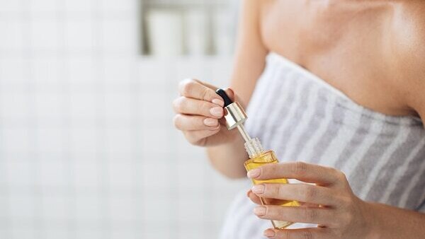 The salicylic-complementing sulfur