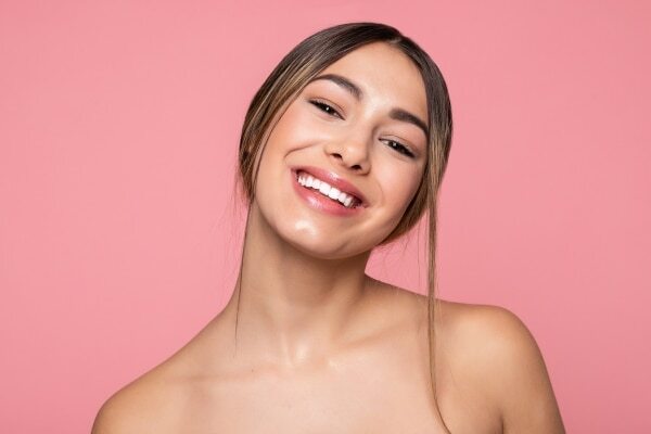 Shape Of You: Tailored Makeup Tips For Oval Faces