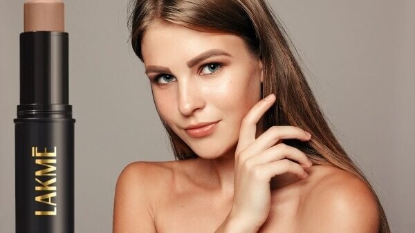 makeup-tips-for-oval-face