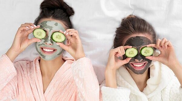 5 Benefits Of Facials And Our Favourite At-Home Facial Kits