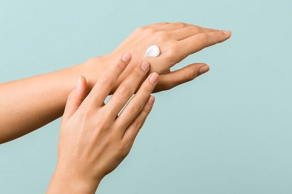 Frequently asked questions about moisturisers for acne prone skin