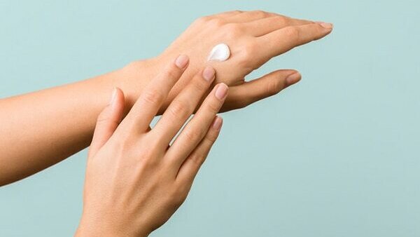 Frequently asked questions about moisturisers for acne prone skin