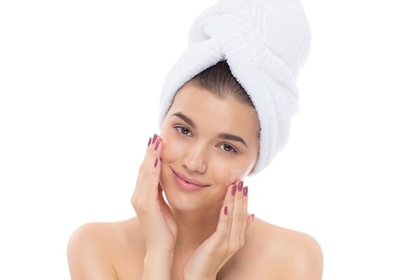 It complements acne-prone skincare routines