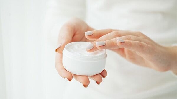 Frequently asked questions about moisturisers for acne prone skin