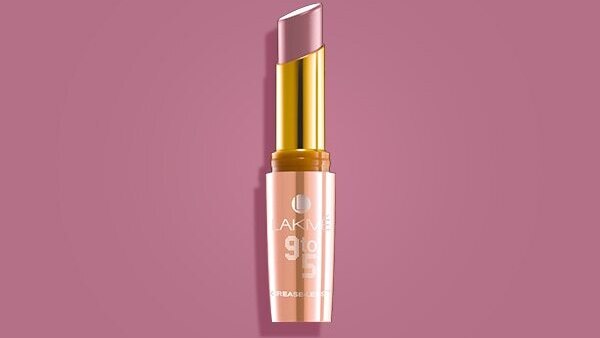 Lakmé 9 to 5 Naturale Matte Sticks Lipstick - Spice Street