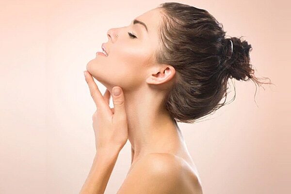 #4 Heals Dry Skin Problems