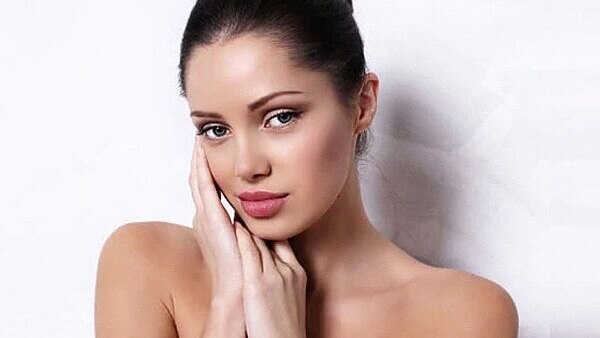#4 Heals Dry Skin Problems