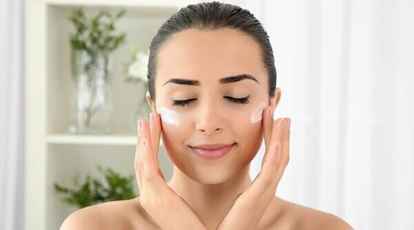 Press, Pat Or Rub — What’s The Right Way To Apply Your Skincare Products?