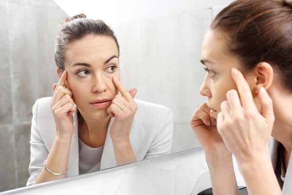 Benefit #05: Helps shrink pores