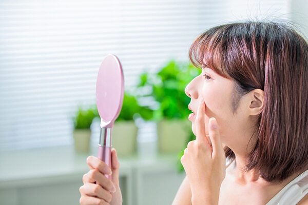 Benefit #05: Helps shrink pores
