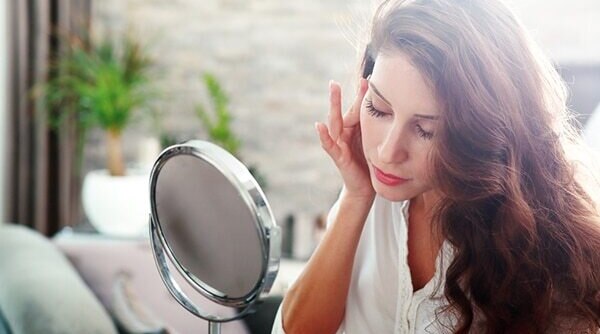 Got Milia Or Oil Bumps On Your Face Here’s How To Get Rid Of It