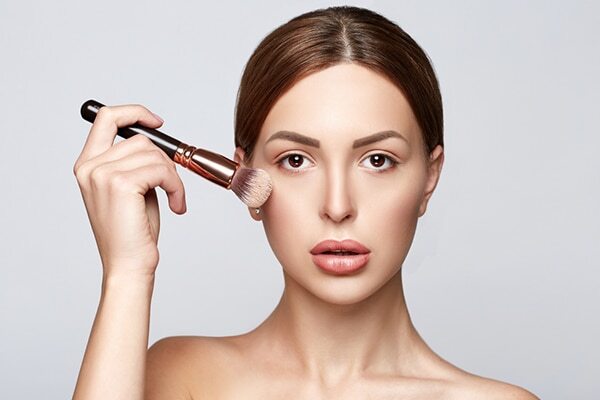 05. Setting powder/setting spray