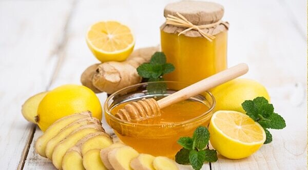 05. Lemon, honey and turmeric pack