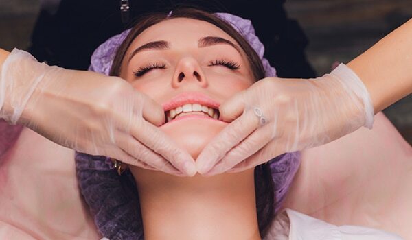 What Is A Buccal Massage And How It Benefits Your Skin