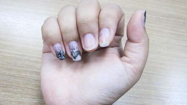 Prevent your nails from chipping any further