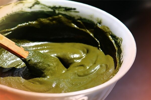 Mustard Oil & Henna