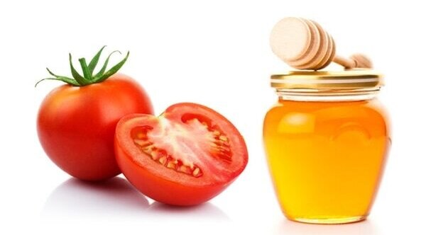 Tomato and yoghurt