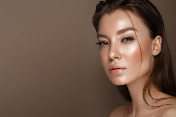 Nude Eye Makeup Looks That Are Everything But Boring
