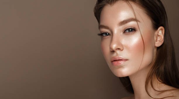 Nude Eye Makeup Looks That Are Everything But Boring