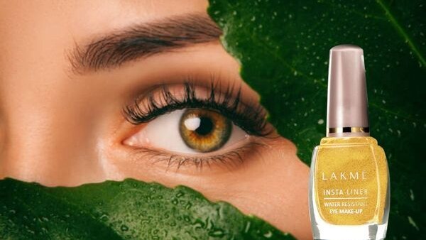 Nude Eye Makeup Looks that are Everything but Boring woman Lakme Eyeliner