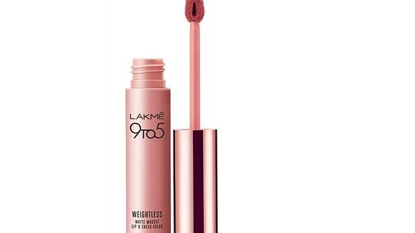 Best Lakme Lipstick Shades for Indian Skin Tones | Top 3