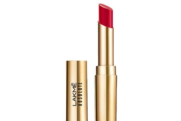 Best Lakme Lipstick Shades for Indian Skin Tones | Top 3