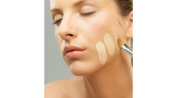 How to Choose the Right Foundation Shade Online