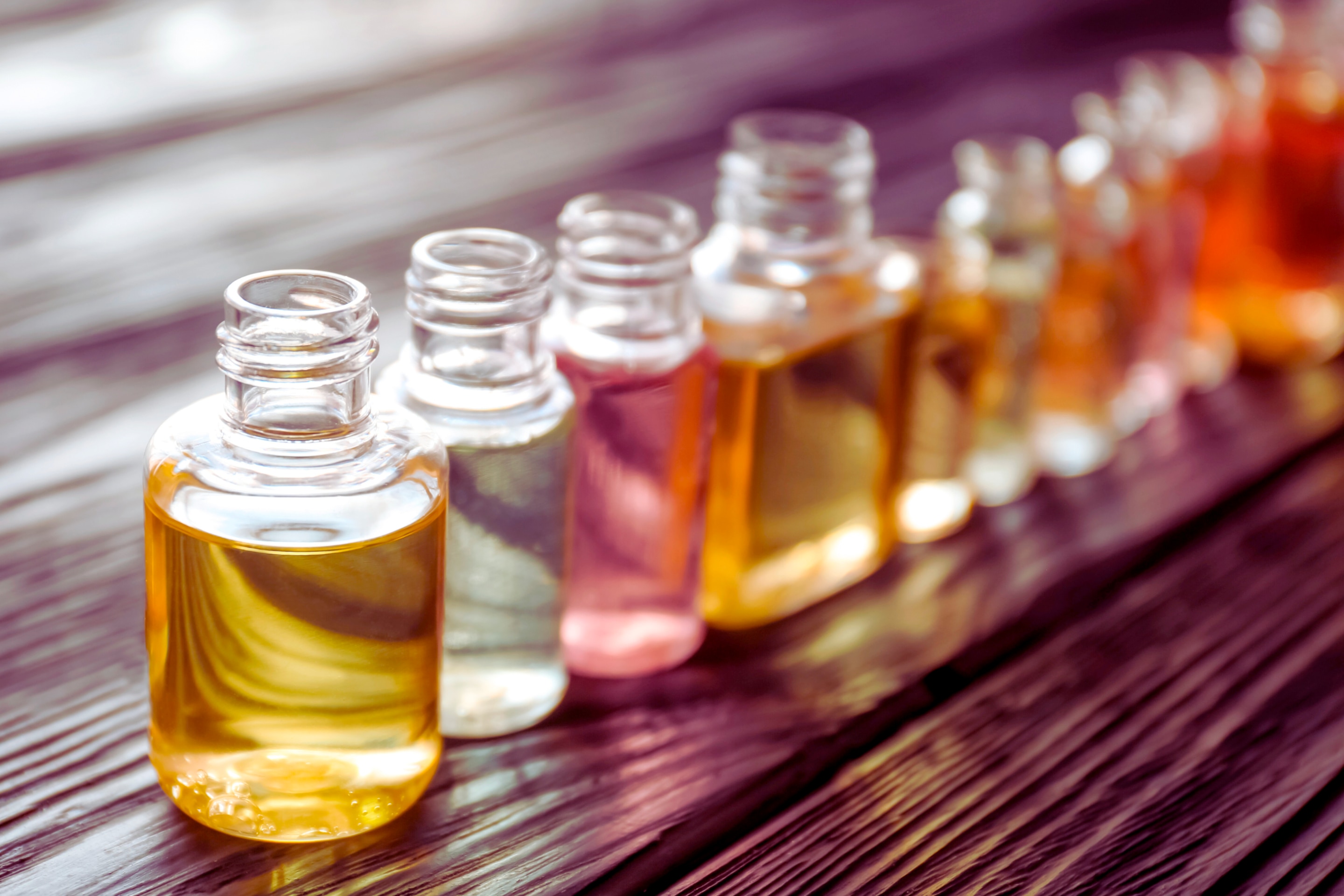 deretan botol parfum