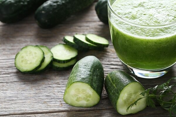 6. Tomato for glowing skin