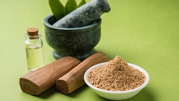 03.	Massage sandalwood oil