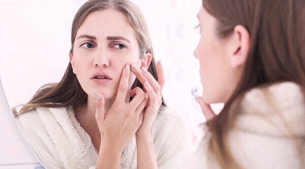 5)	Parabens