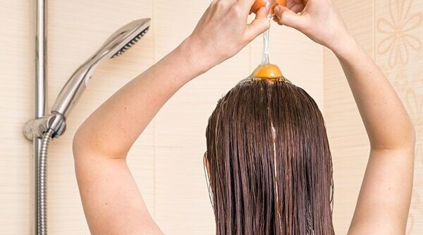 Egg Yolk For Hair Benefits, Uses - A Complete Guide