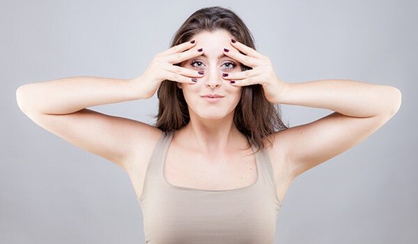 Take Years Off Your Face With These Simple Facial Exercise