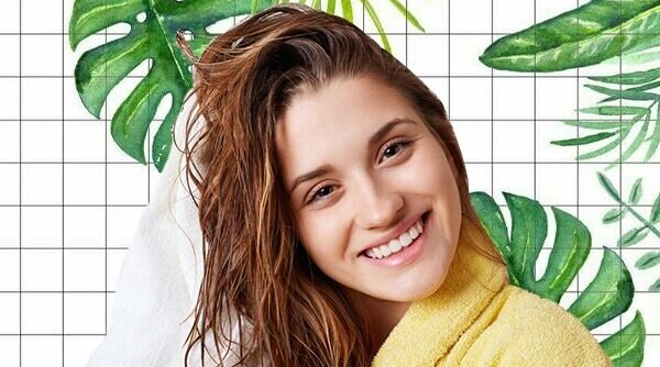 5 Ingredients That Will Give You A Scalp Detox Right At Home