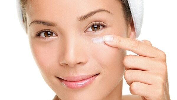 Adds a natural glow