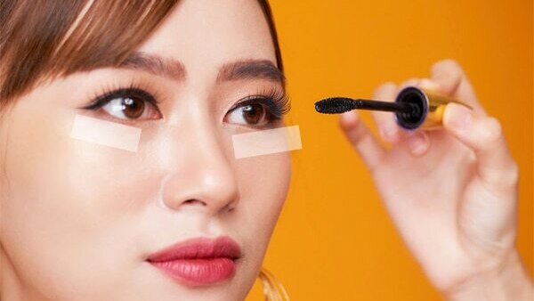 04. Use some scotch tape