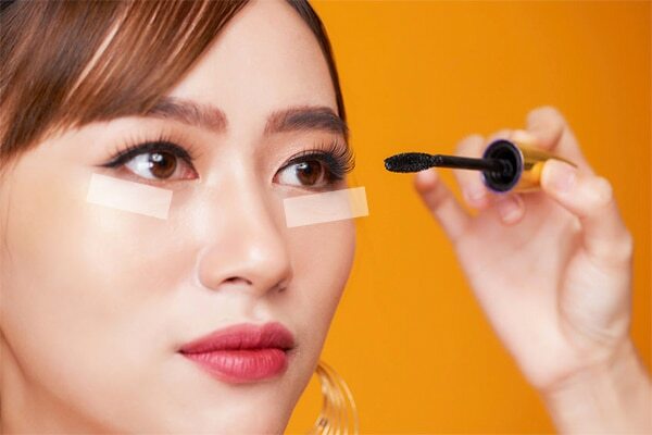 04. Use some scotch tape