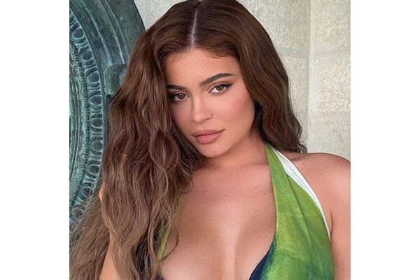 05. Kylie Jenner’s celery juice