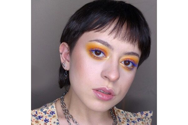 05: Pop of orange