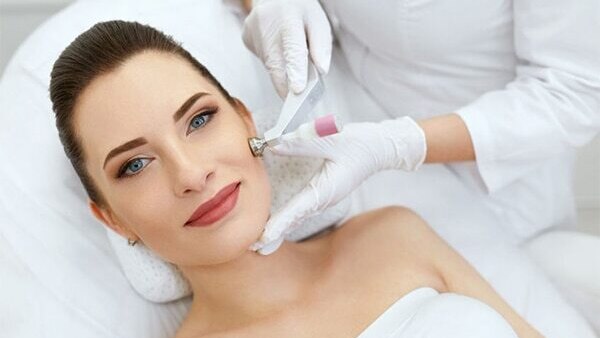 Dr Mrunal’s tips to manage PCOS effectively: