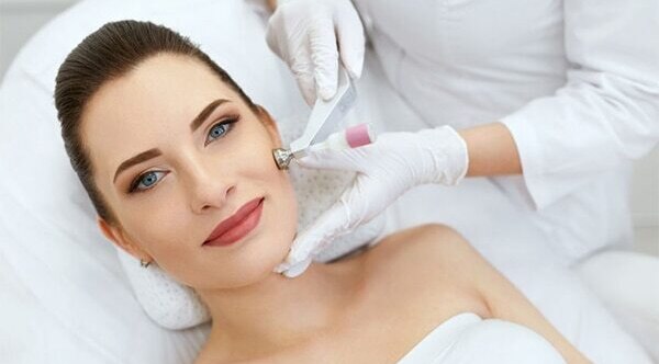 Dr Mrunal’s tips to manage PCOS effectively: