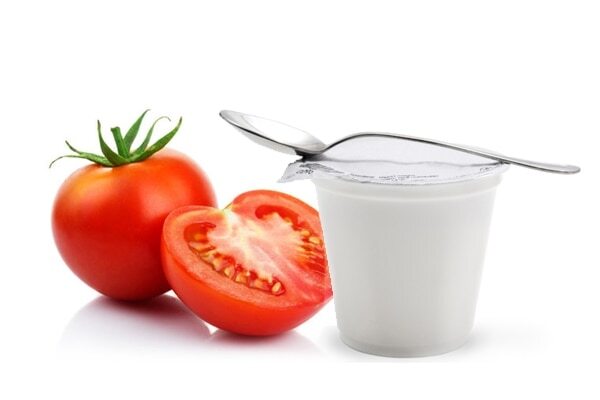 Tomato and yoghurt