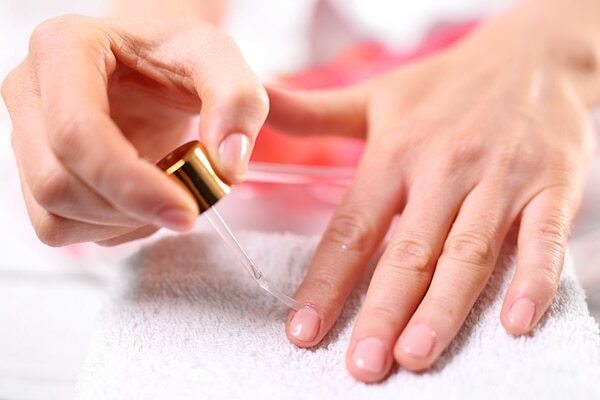 Glitter and metallic nail polishes
