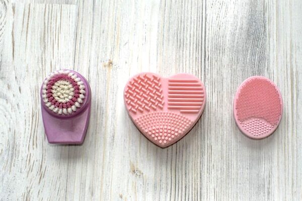 Frequently asked questions about face massage tools