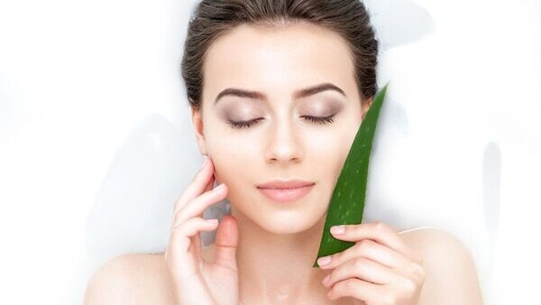 Frequently asked questions about using ice on the face
